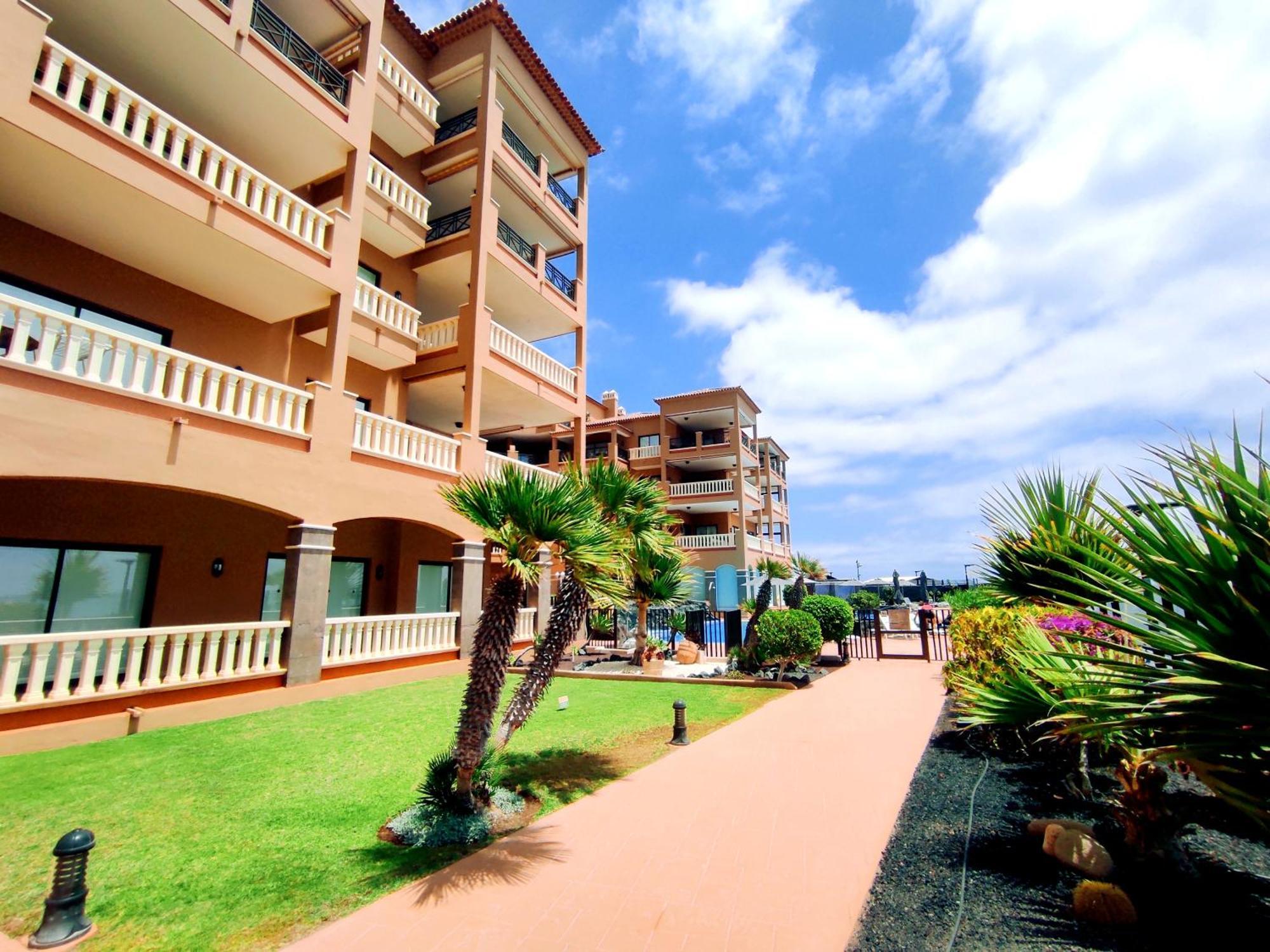 El Nautico Suites, The Beachfront Paradise San Miguel de Abona Eksteriør bilde